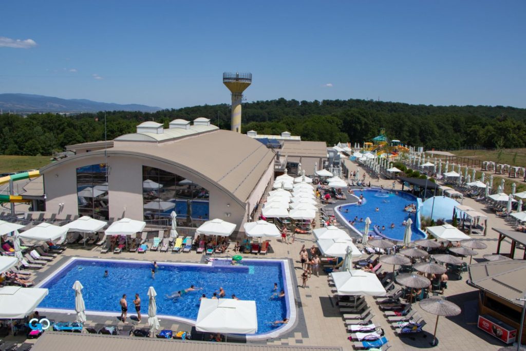 aqua park arsenal orastie bazinele exterioare