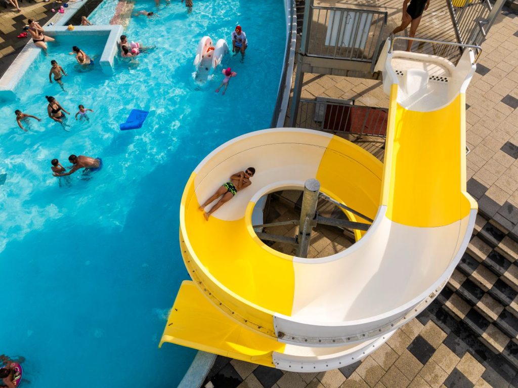 tobogan inel la aqua park arsenal orastie