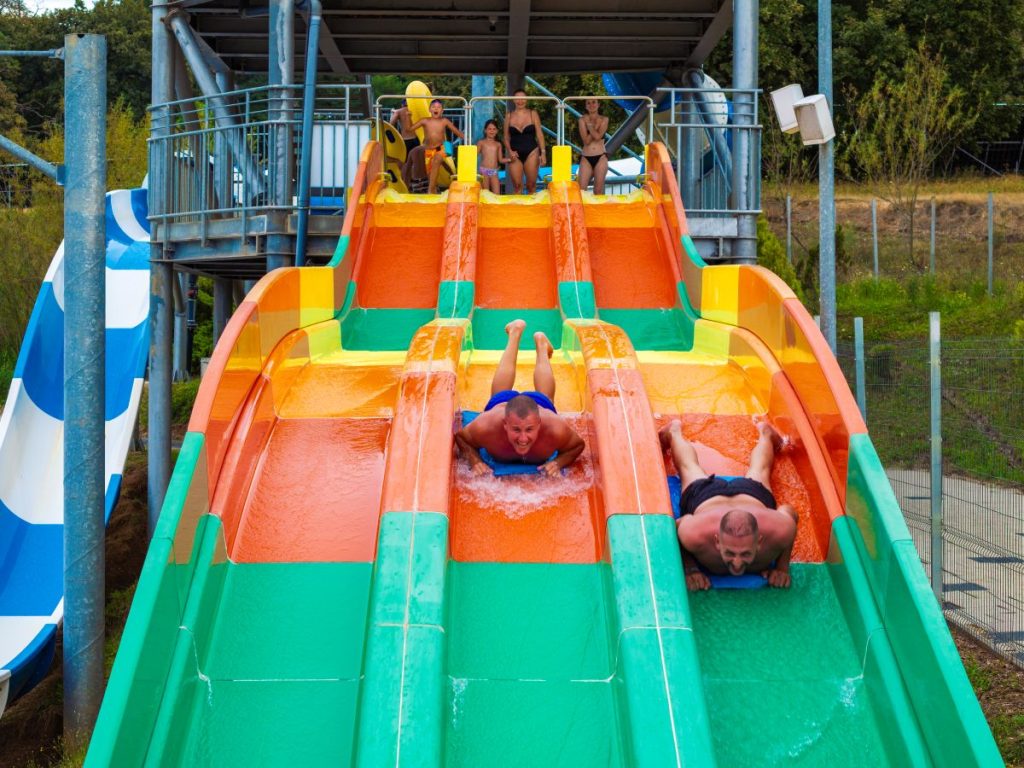 tobogan aqua park arsenal orastie