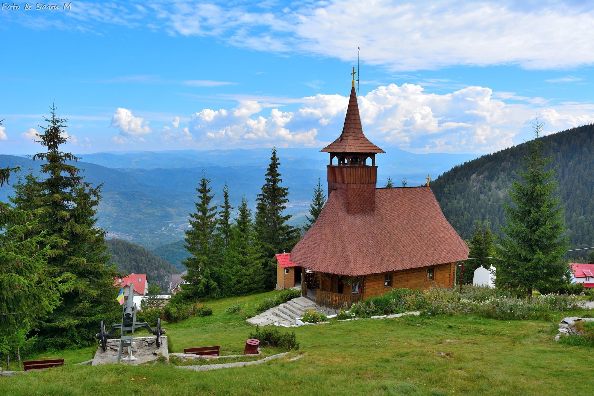 Straja Hermitage – the mountain church was built in 3 months, 3 weeks and 3 days