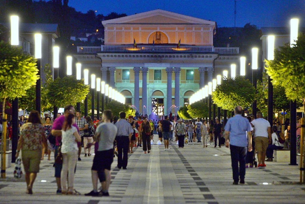 obiective turistice hunedoara pietonala corvin